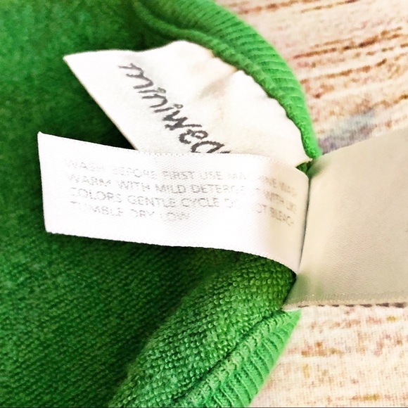 Miniwear My 1st St Patrick’s Day Green Shamrock Bib - Picture 6 of 6